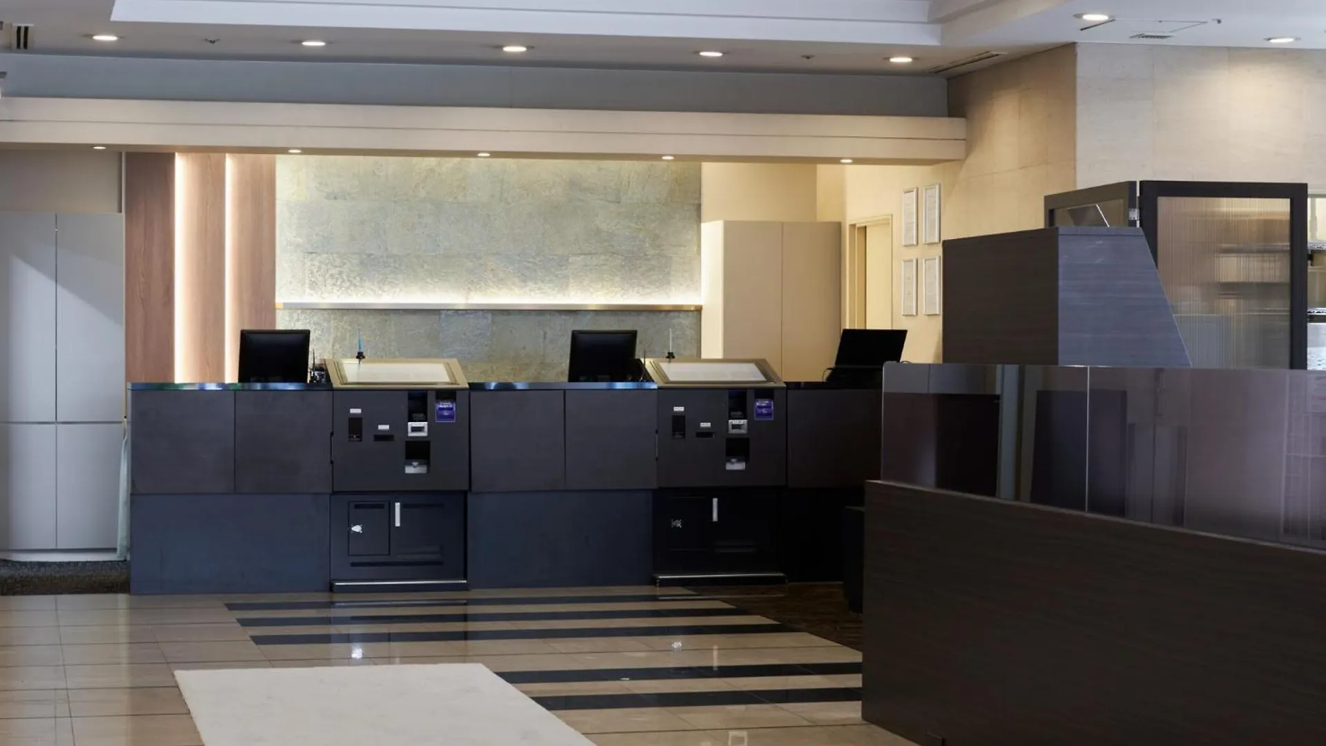 Hotel Villa Fontaine Tokyo-Otemachi 3*,  Japan